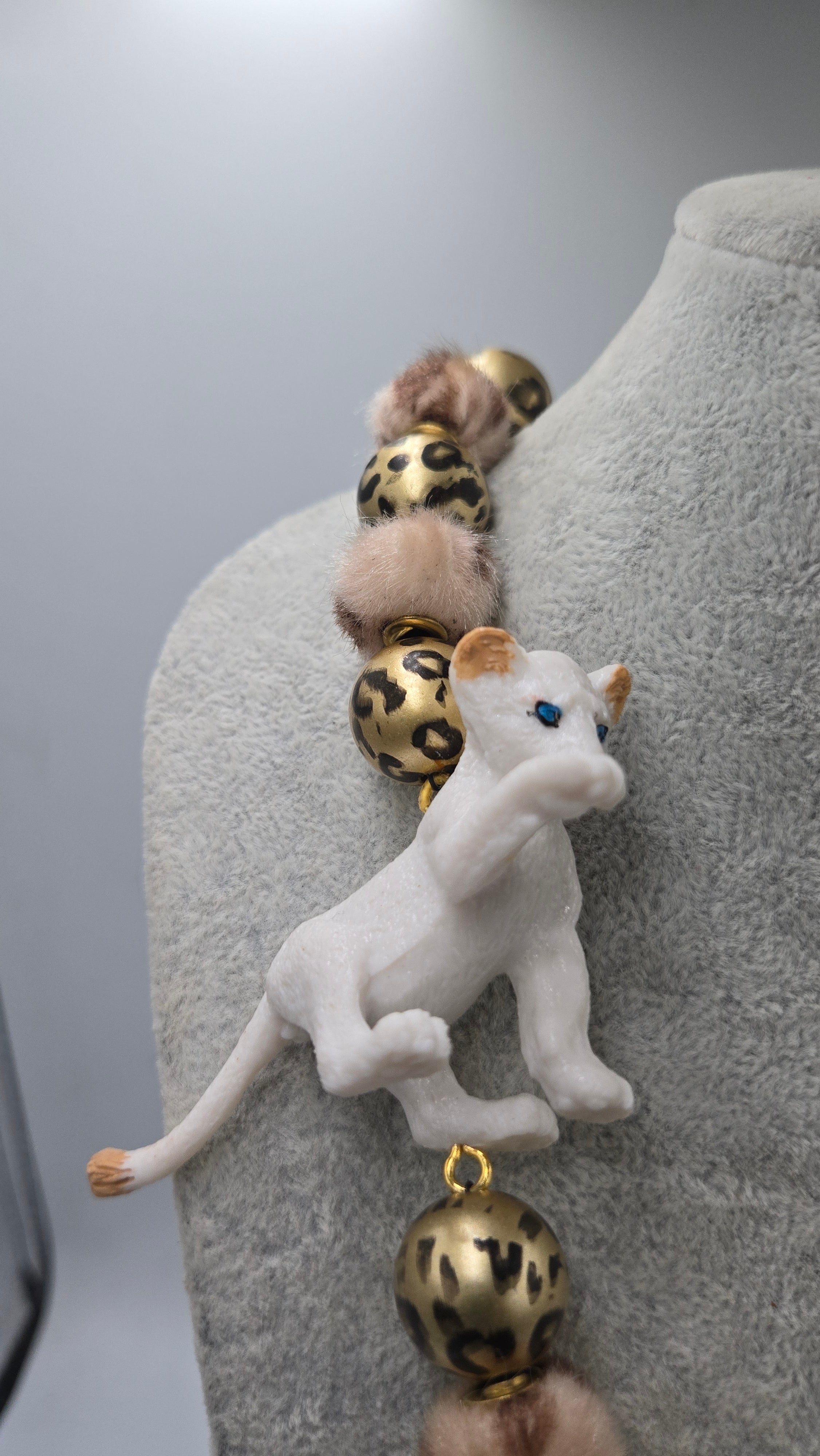 Junge Baby's; THE necklace for your ultimate Jungle feeling!