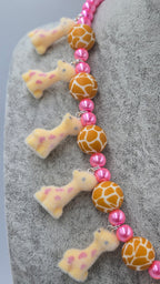 Giraffes met Style, een echte eye-catcher statement ketting
