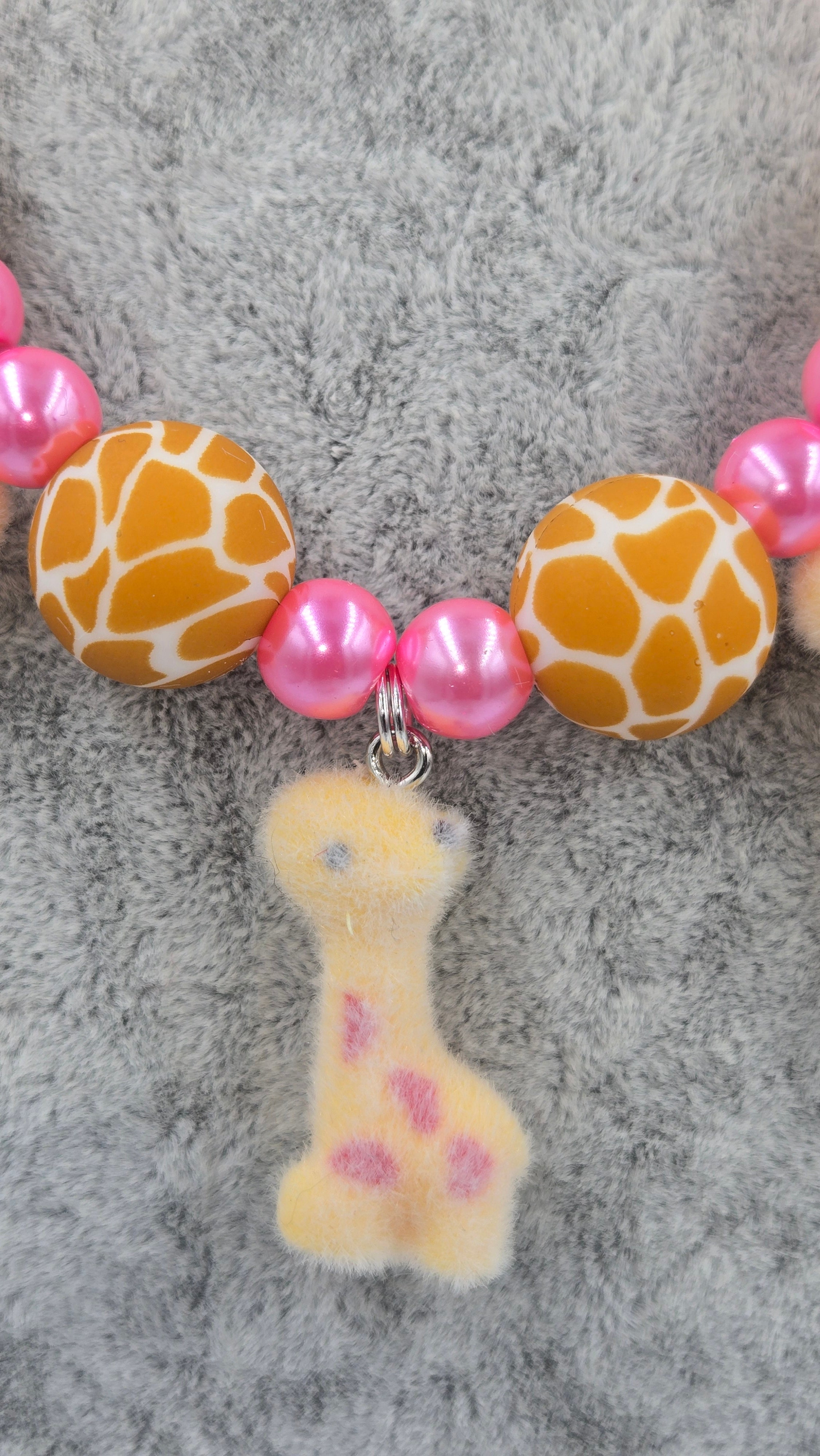 Giraffes met Style, een echte eye-catcher statement ketting