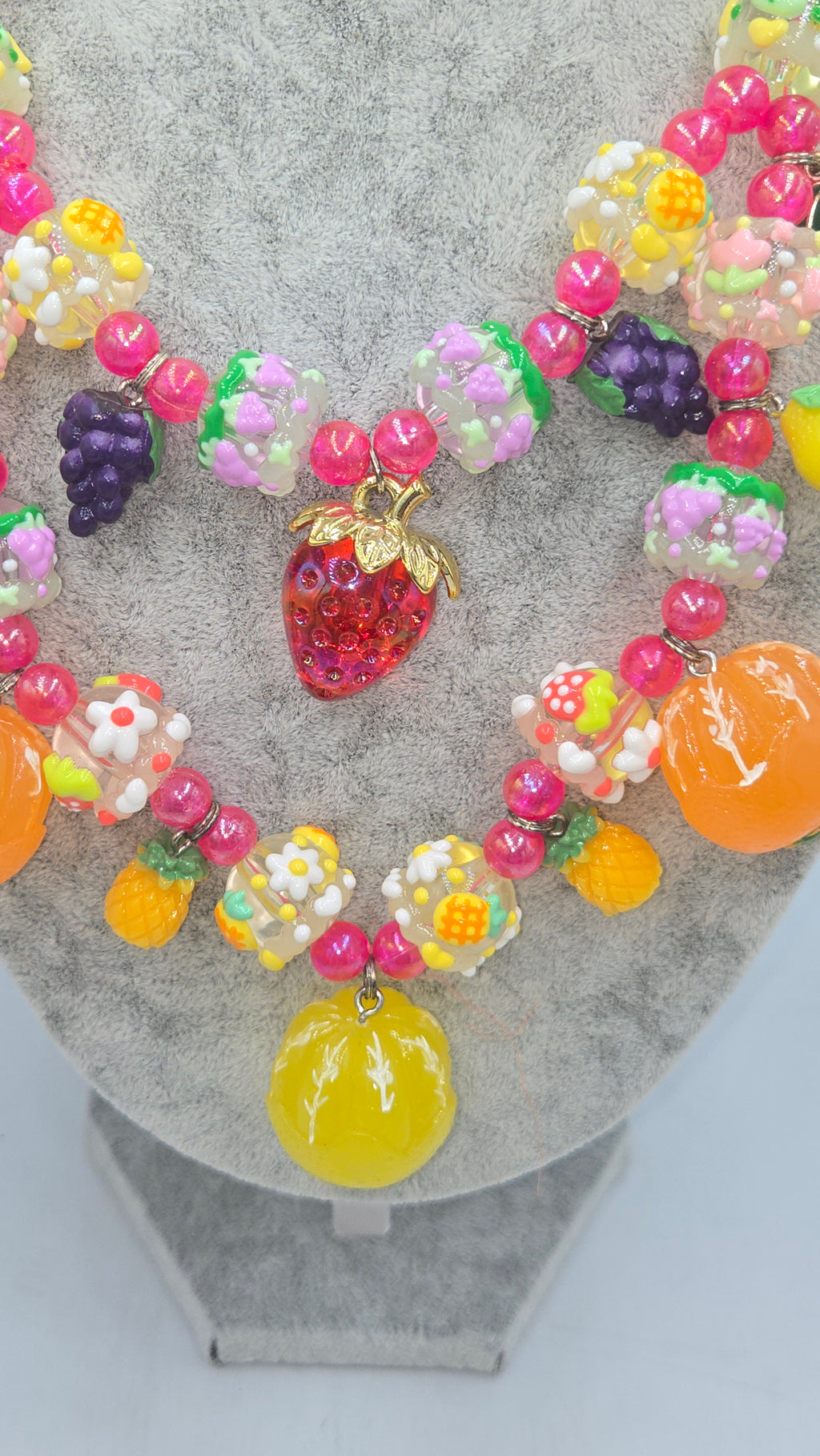 Glow-in-the-dark Fruity Fruit